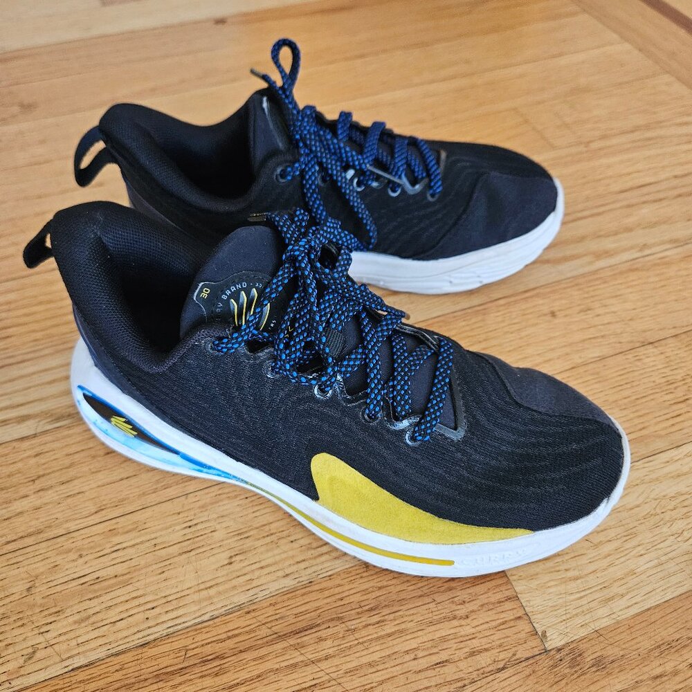 Under Armour Curry Flow 12 Dub Nation Size 3Y